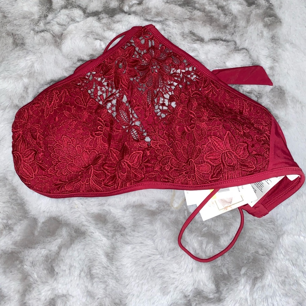 Red Lace halter bikini top size M never worn
